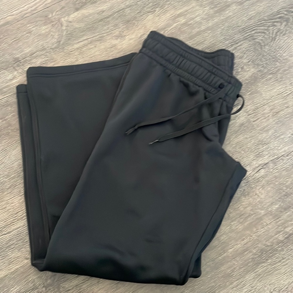 Fleece under armour sweats
